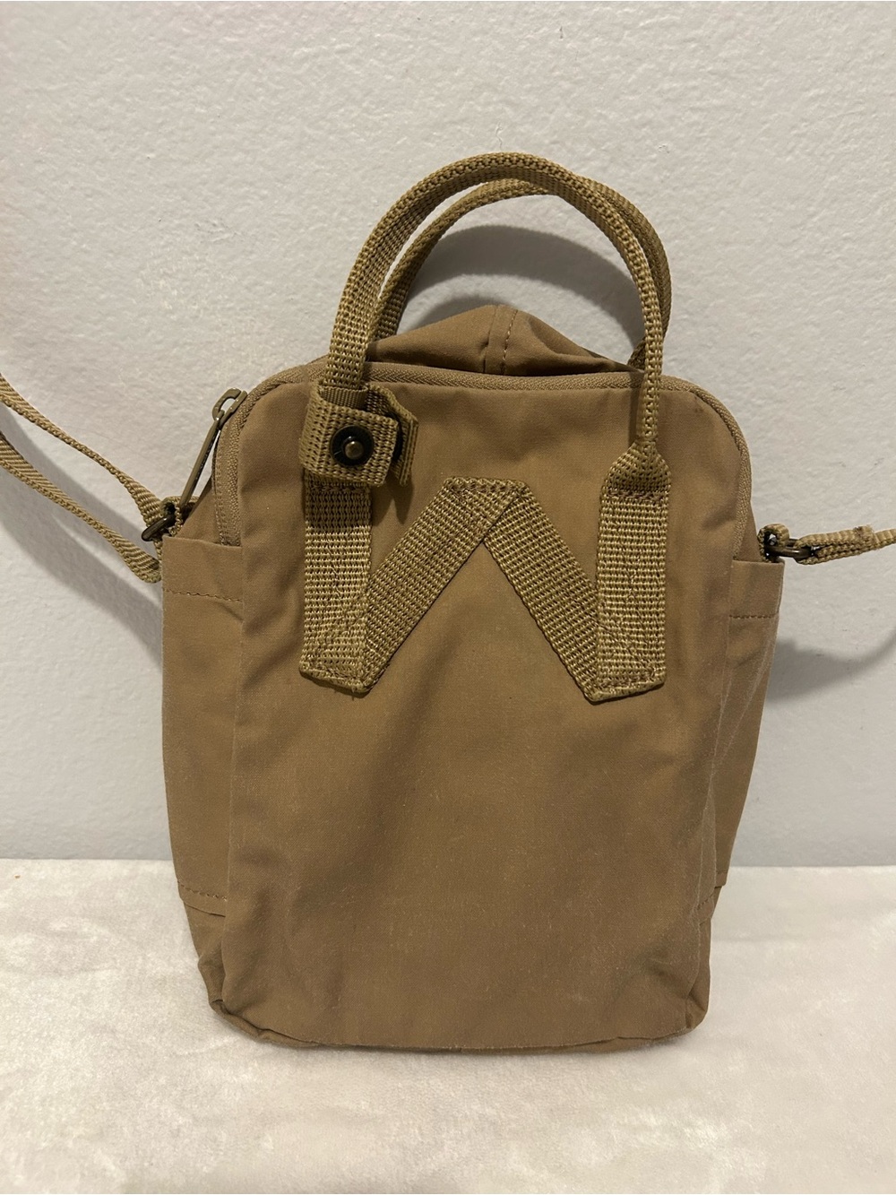 Fjallraven Kanken Sling bag - Picture 4 of 6